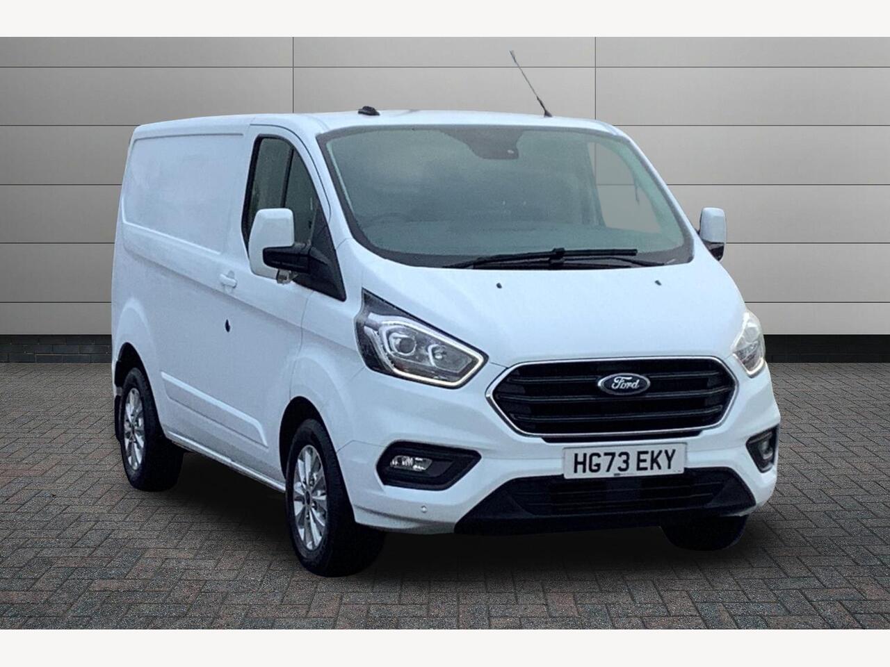 Main listing image - Ford Transit Custom
