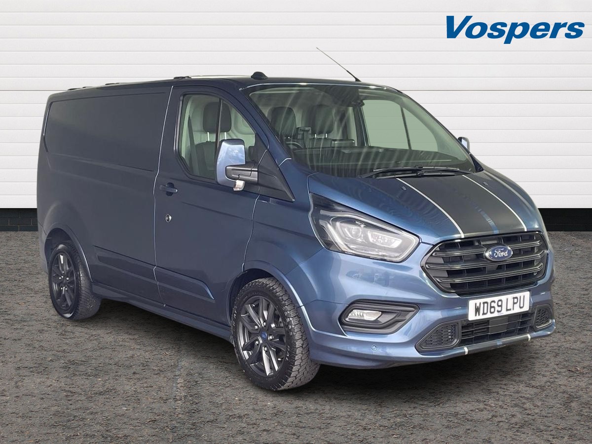 Main listing image - Ford Transit Custom