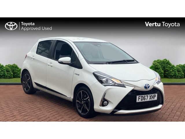 Main listing image - Toyota Yaris