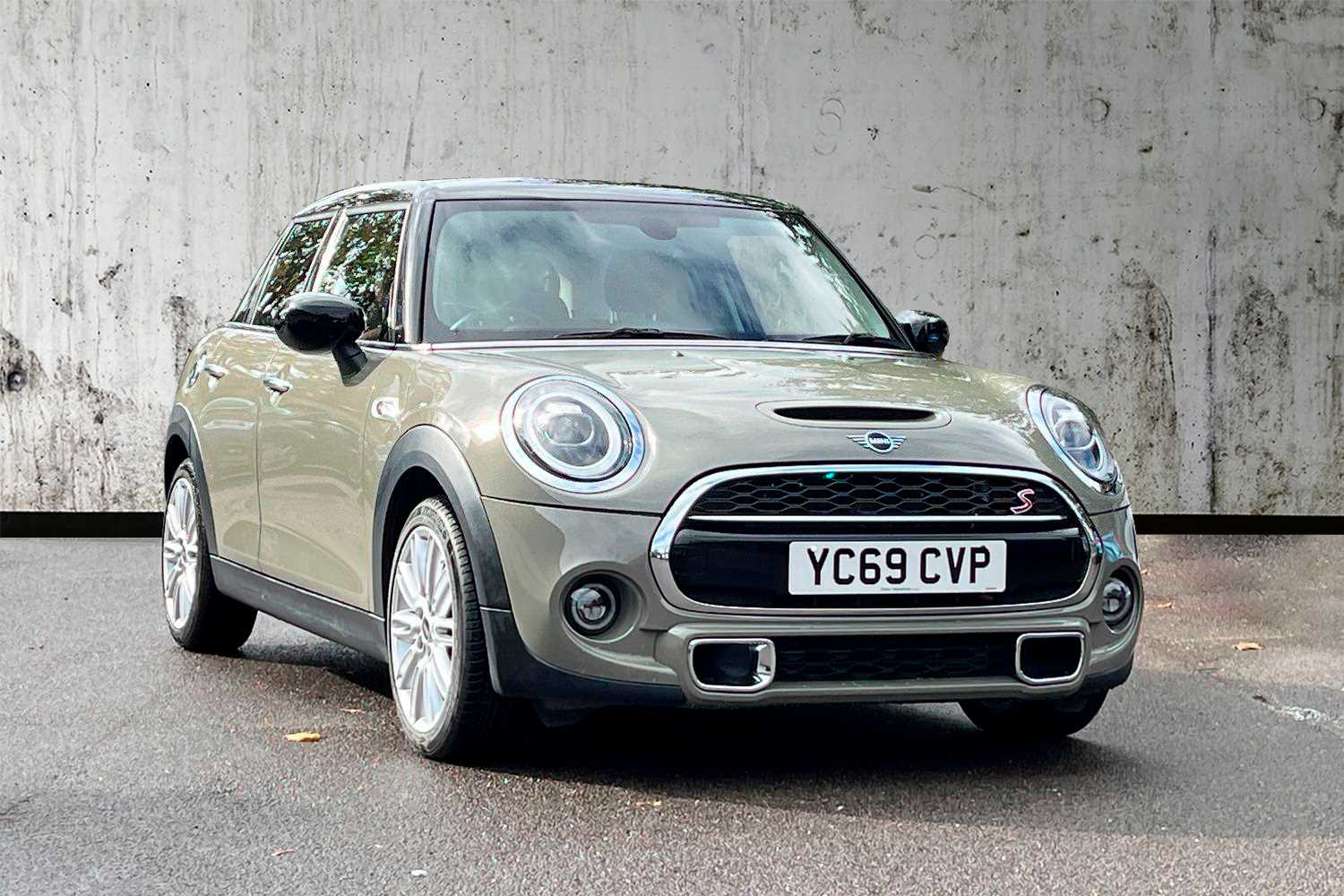 Main listing image - MINI Hatchback 5dr