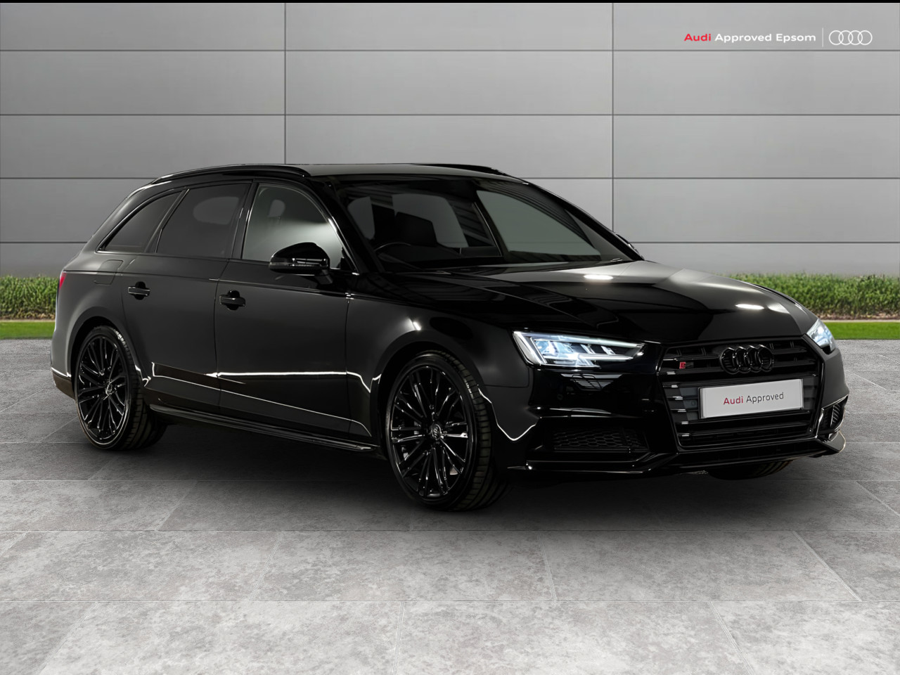 Main listing image - Audi S4