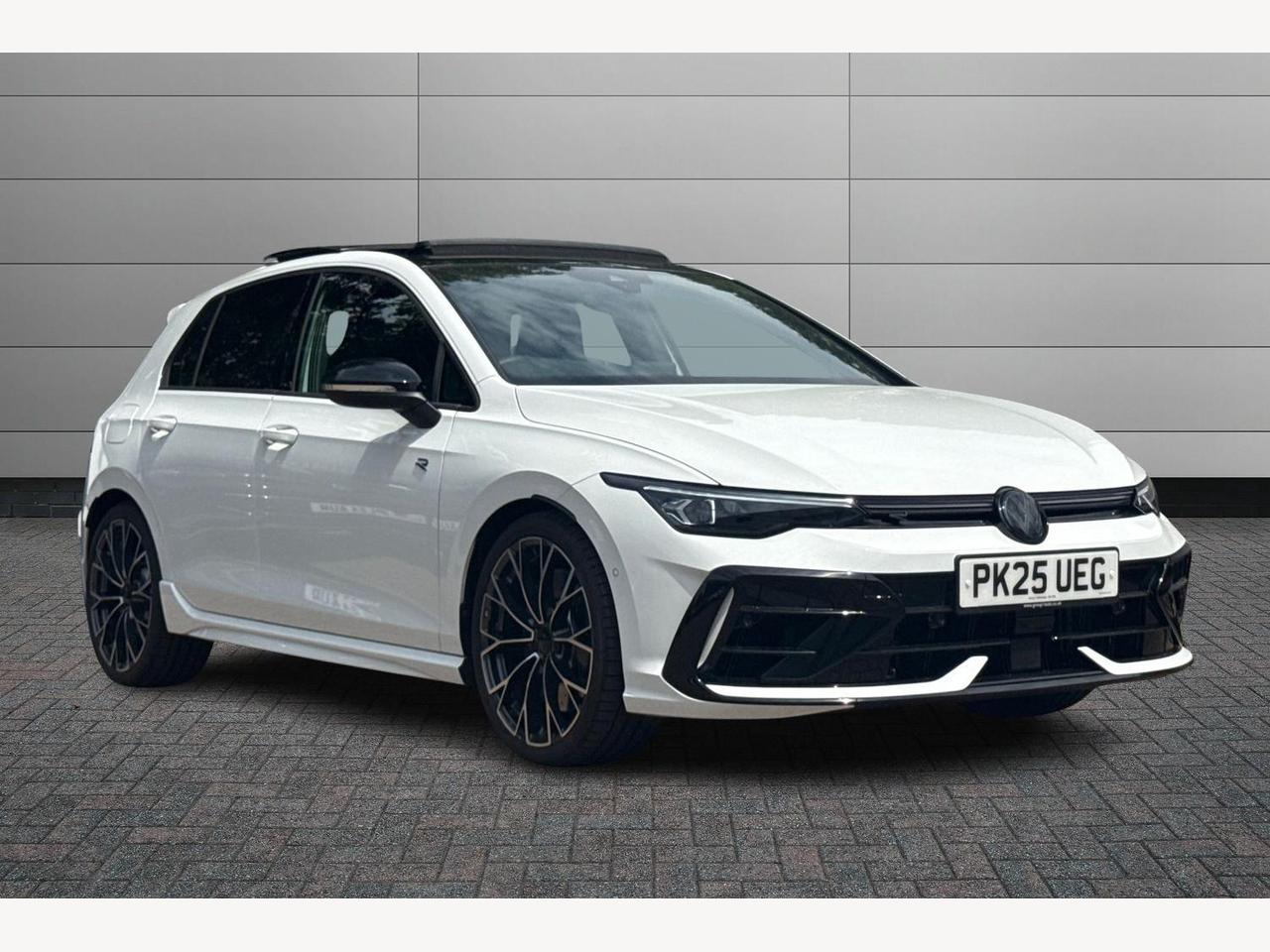 Main listing image - Volkswagen Golf R