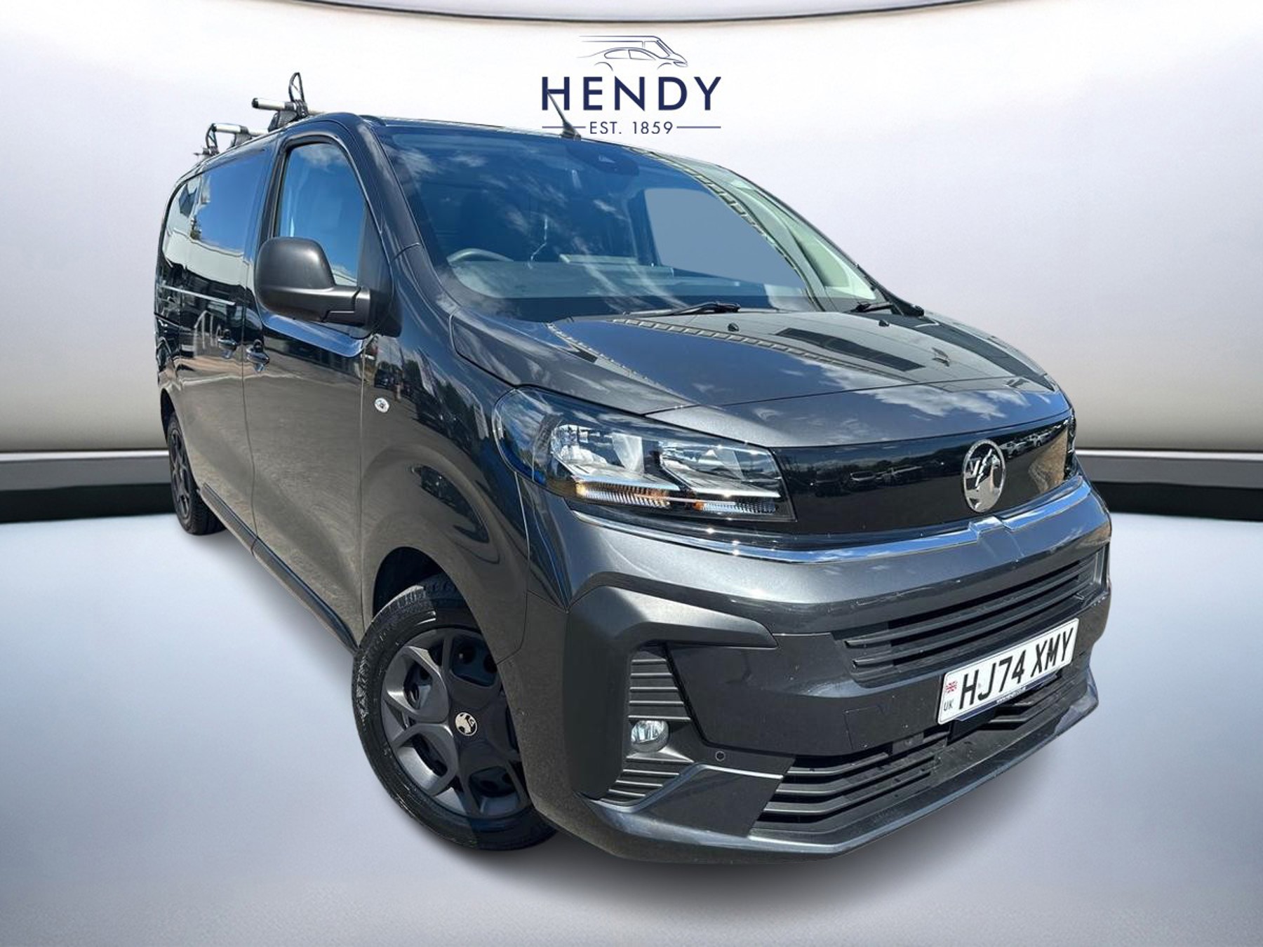 Main listing image - Vauxhall Vivaro