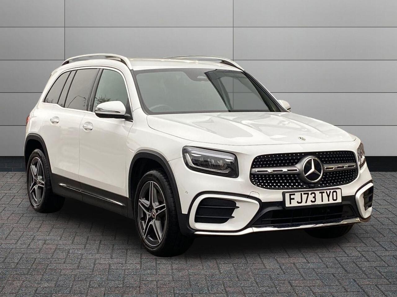 Main listing image - Mercedes-Benz GLB