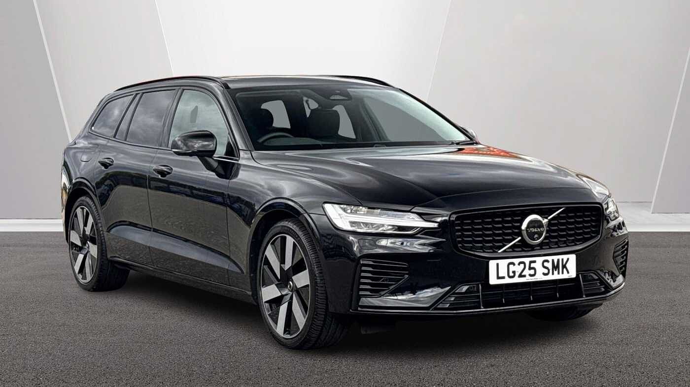 Main listing image - Volvo V60