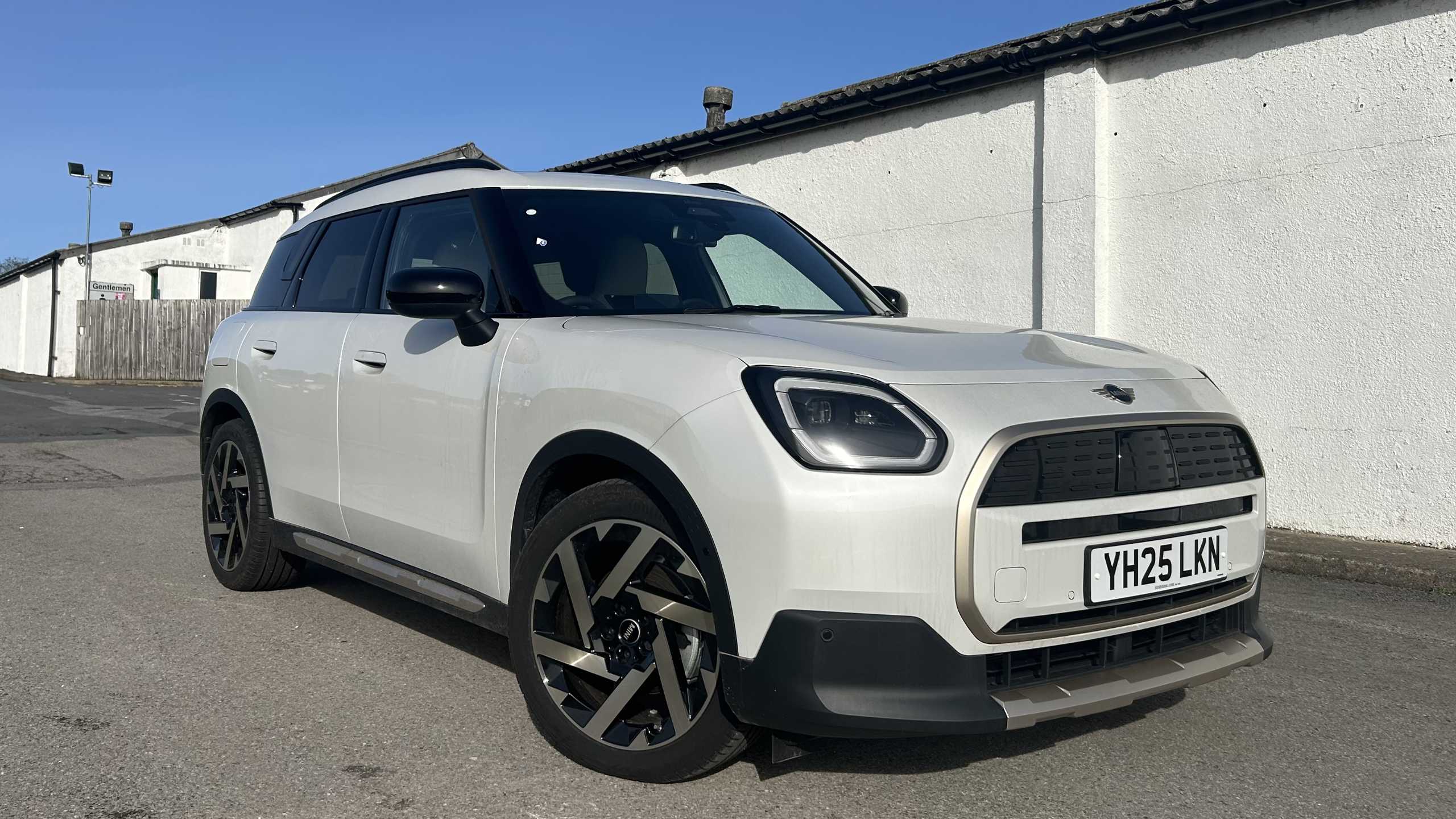 Main listing image - MINI Countryman