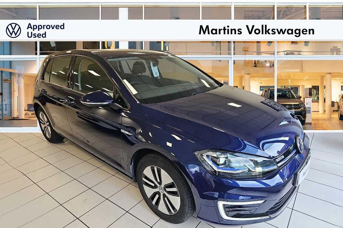 Main listing image - Volkswagen e-Golf