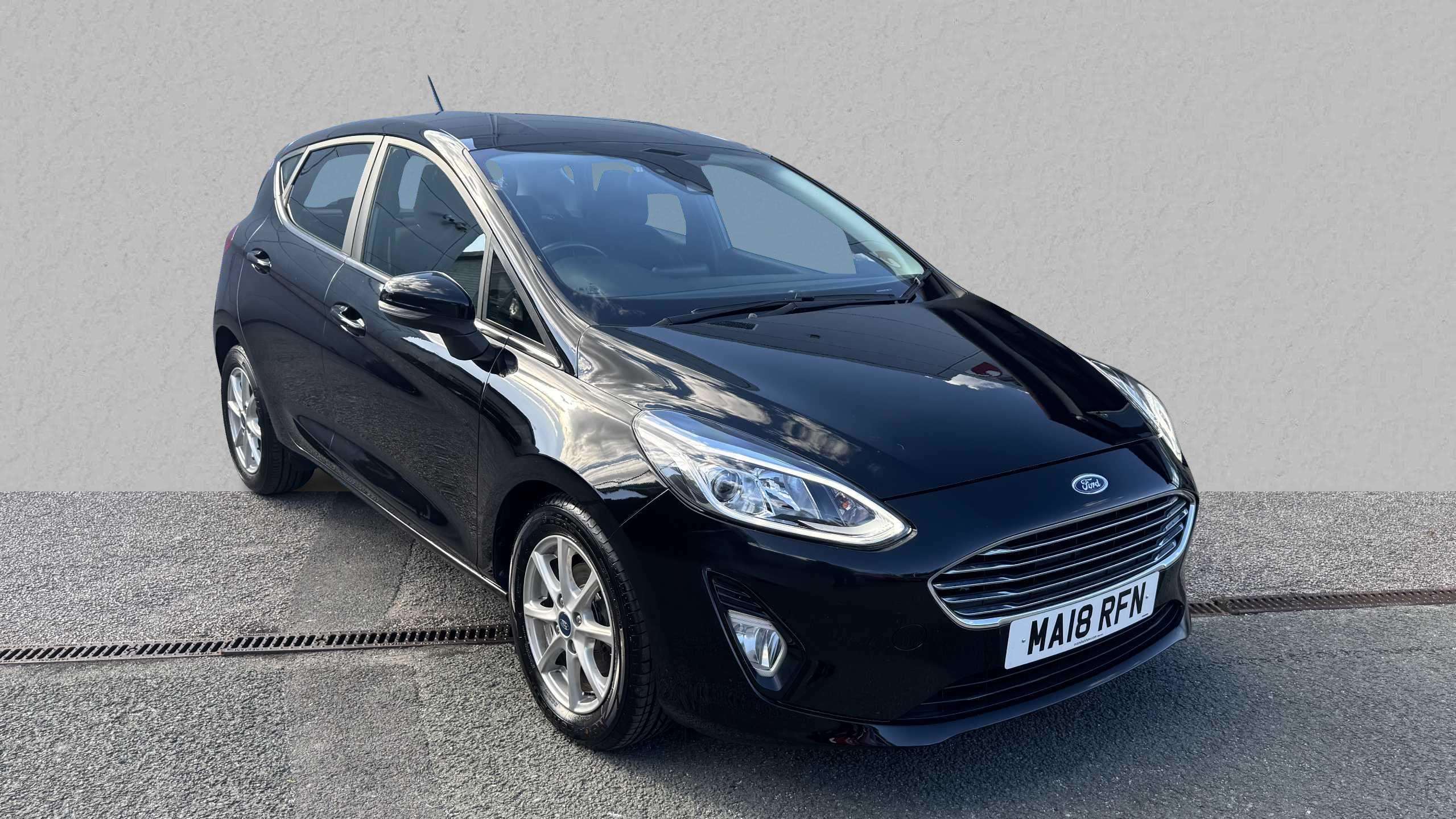 Main listing image - Ford Fiesta