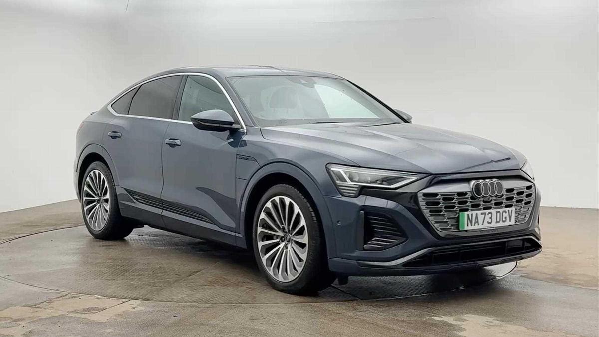 Main listing image - Audi Q8 e-tron