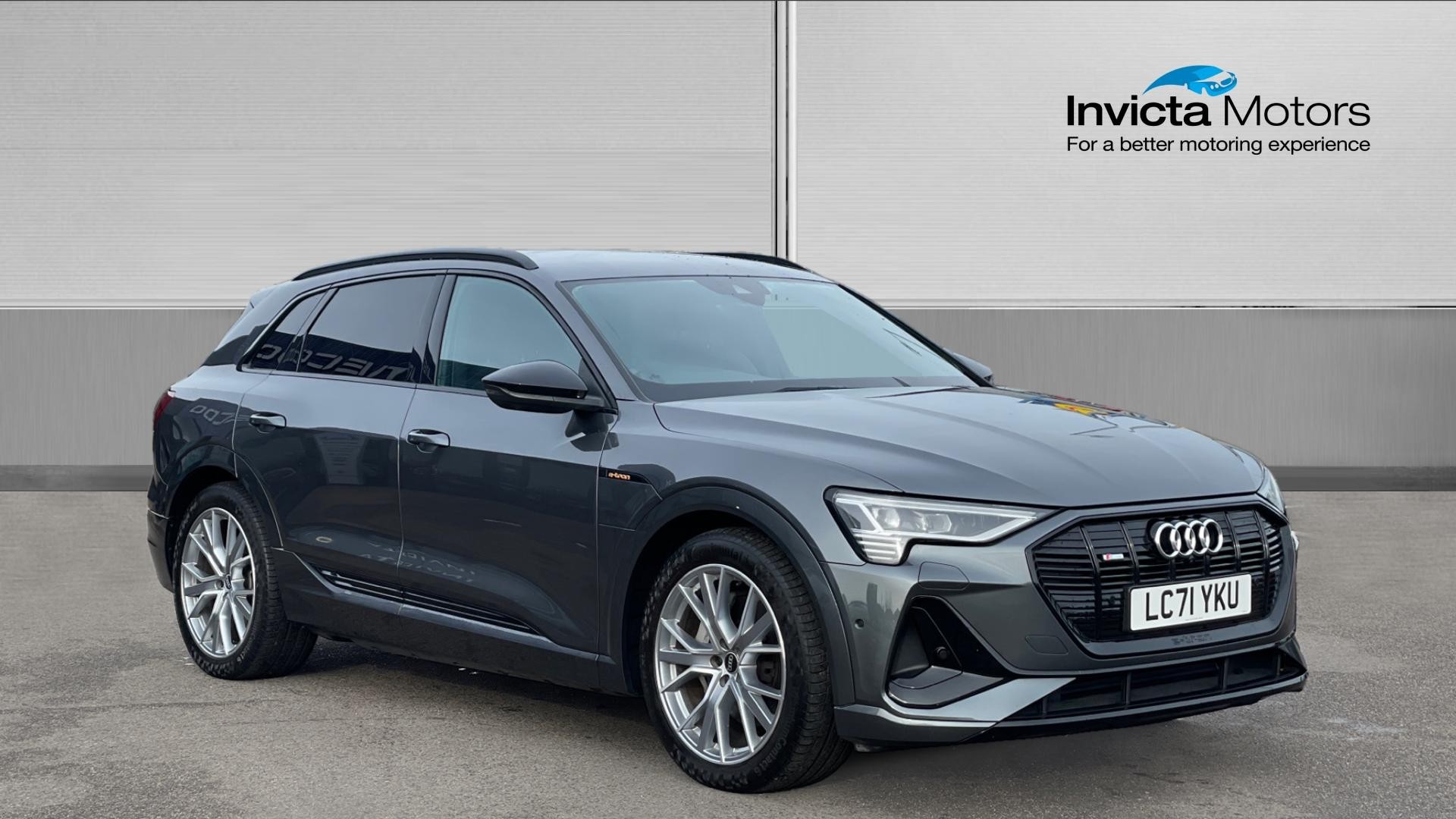 Main listing image - Audi e-tron