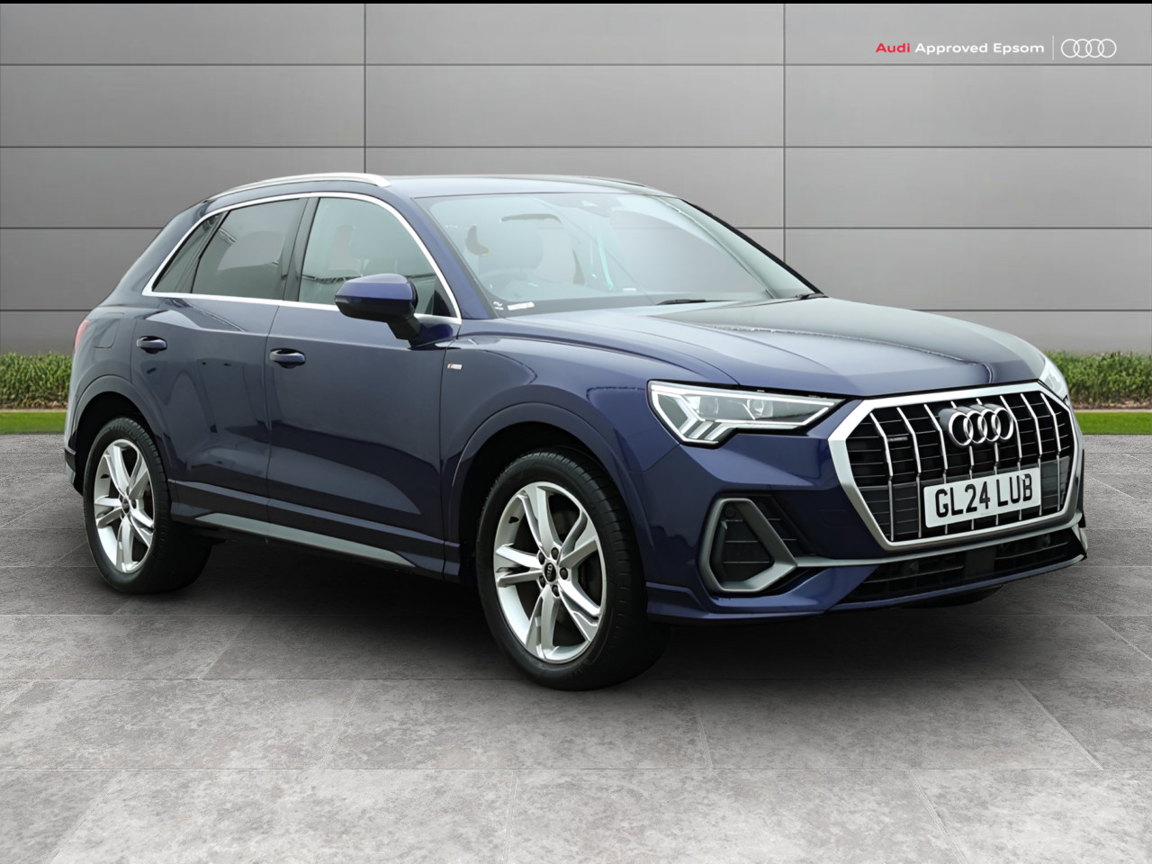 Main listing image - Audi Q3