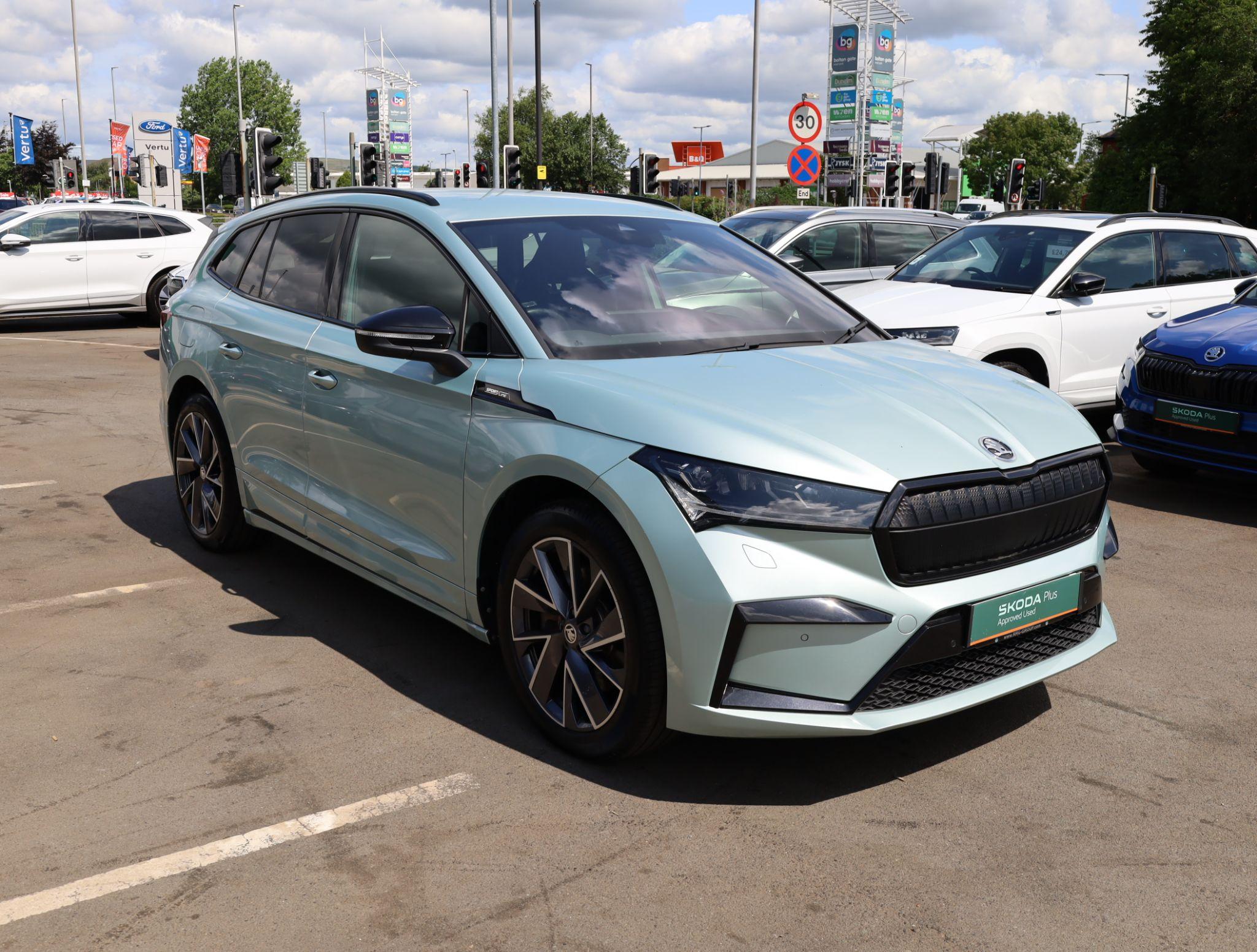 Main listing image - Skoda Enyaq