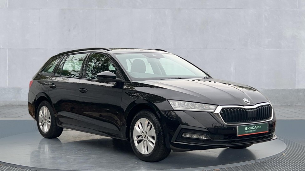 Main listing image - Skoda Octavia Estate