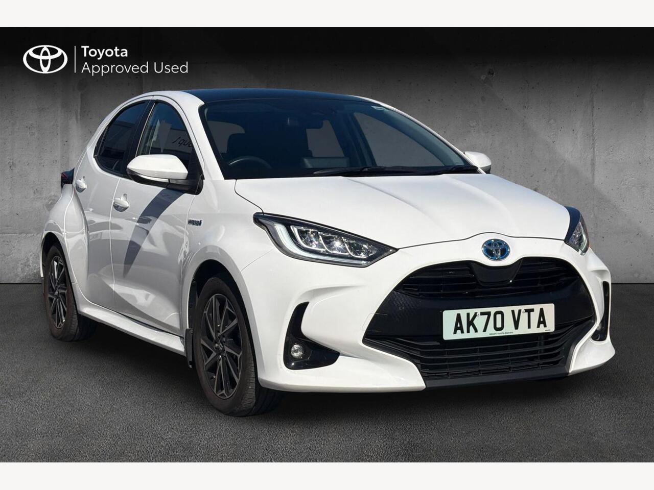 Main listing image - Toyota Yaris