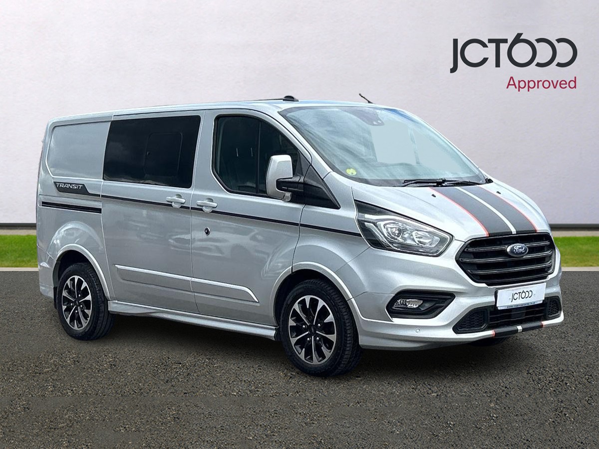 Main listing image - Ford Transit Custom