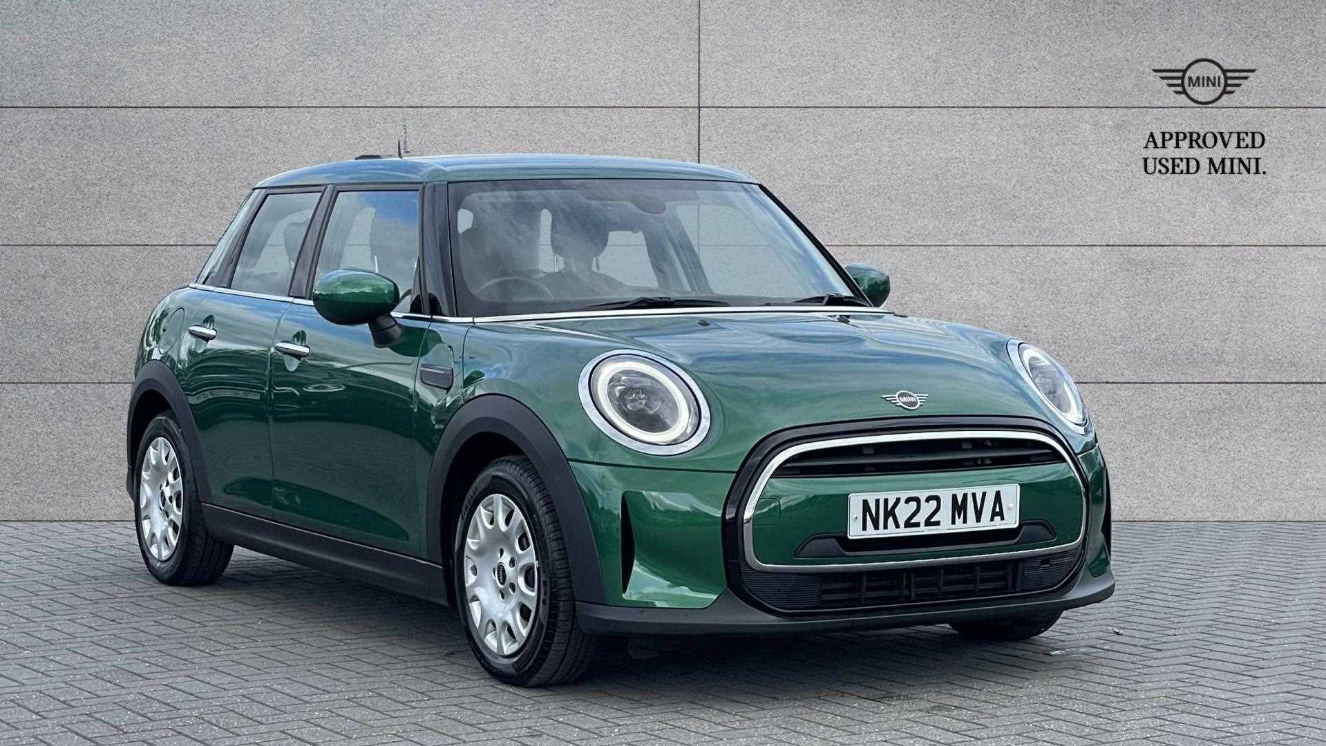 Main listing image - MINI Hatchback 5dr