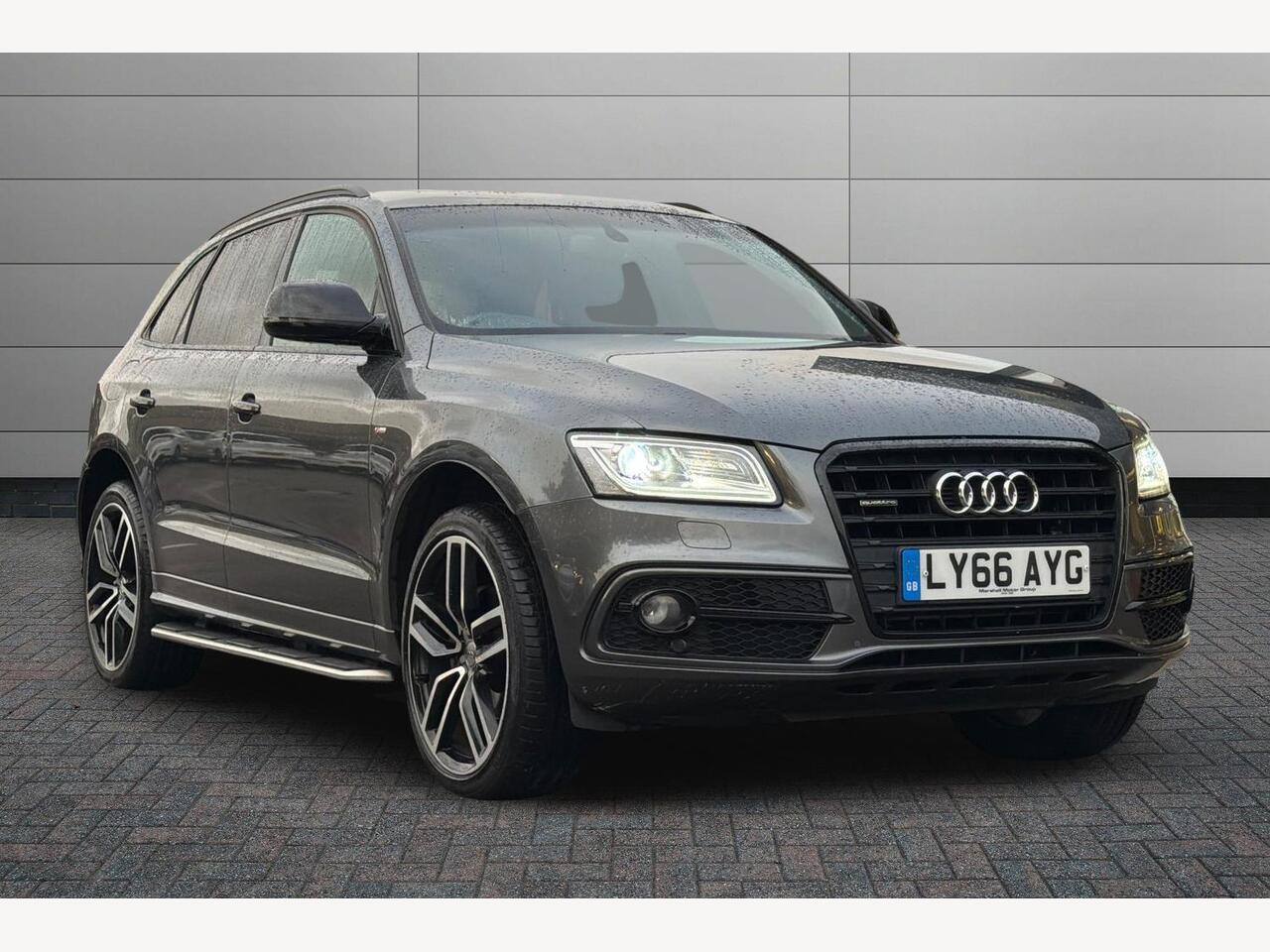 Main listing image - Audi Q5