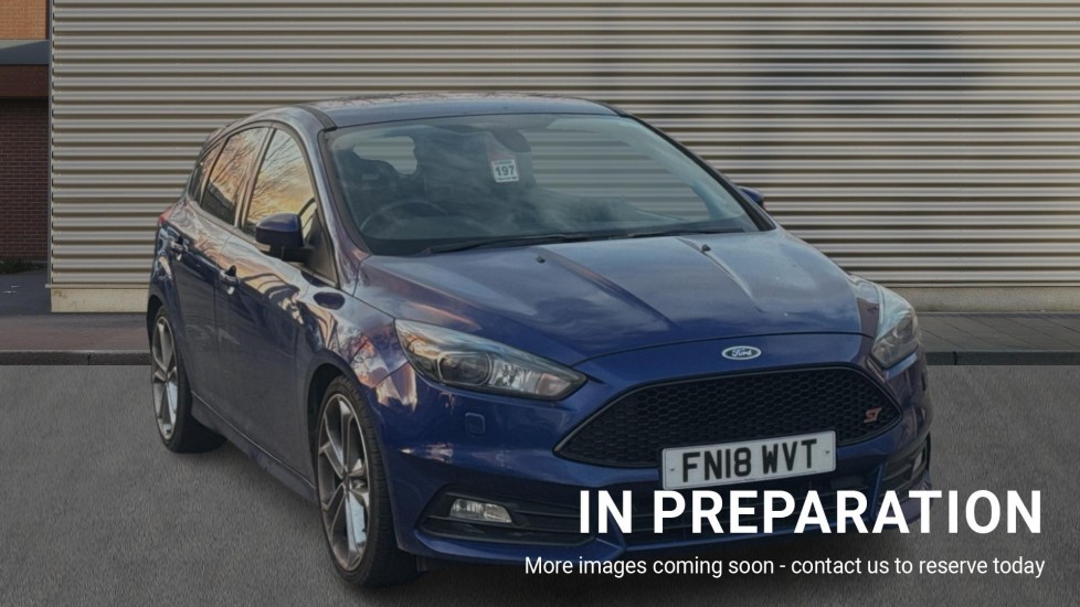 Main listing image - Ford Focus ST