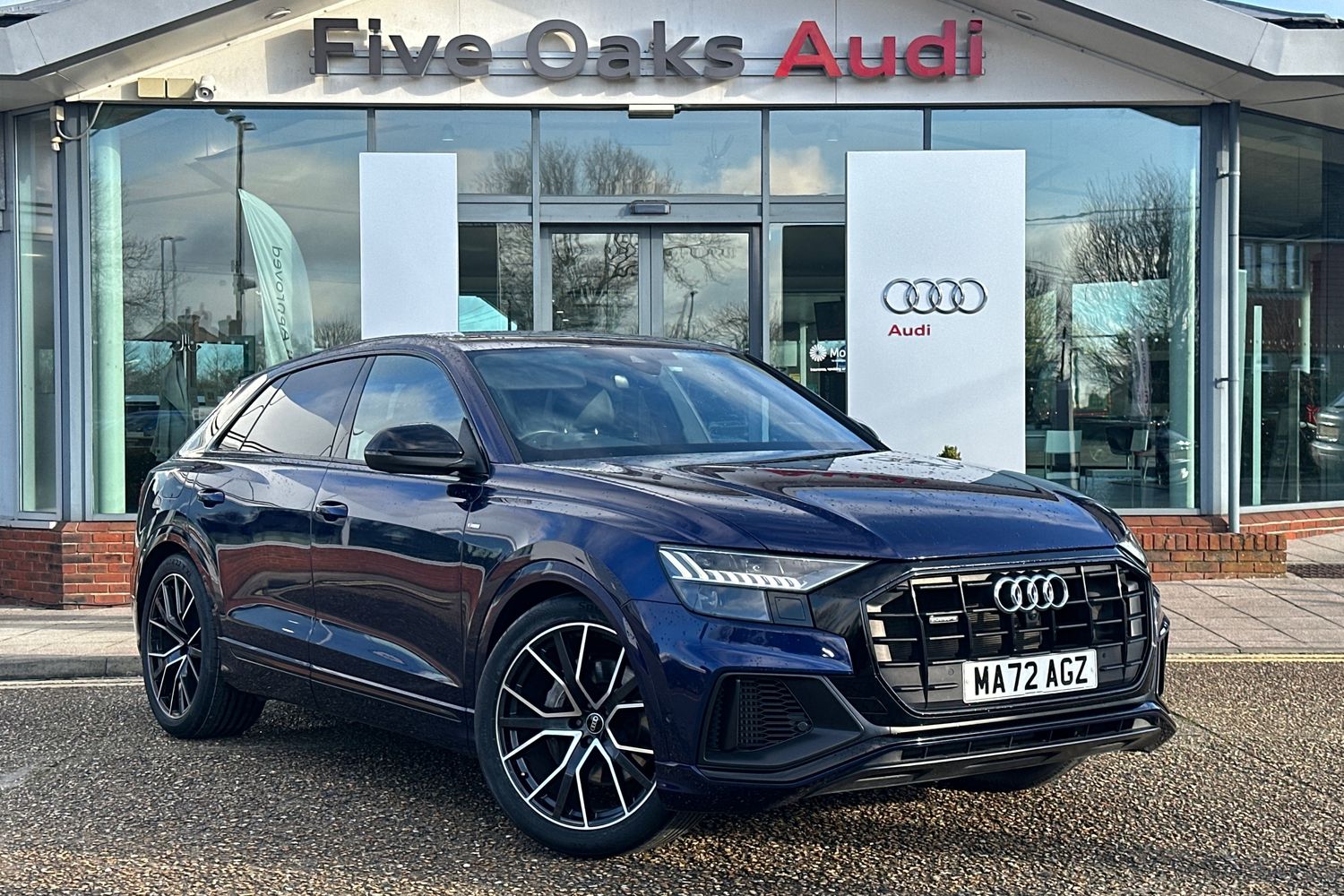 Main listing image - Audi Q8