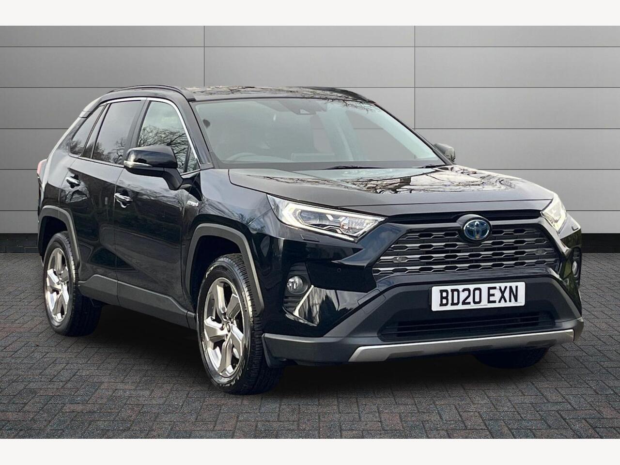 Main listing image - Toyota RAV4