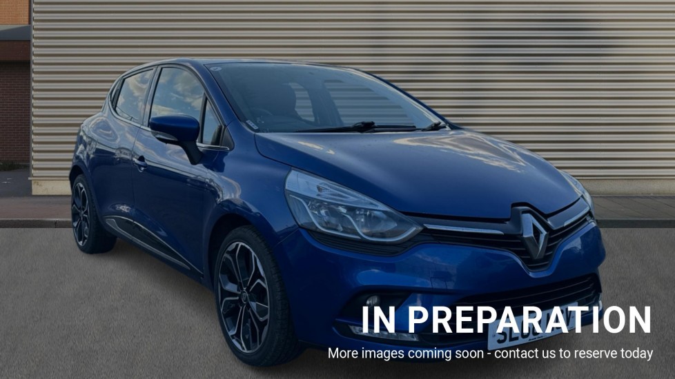 Main listing image - Renault Clio