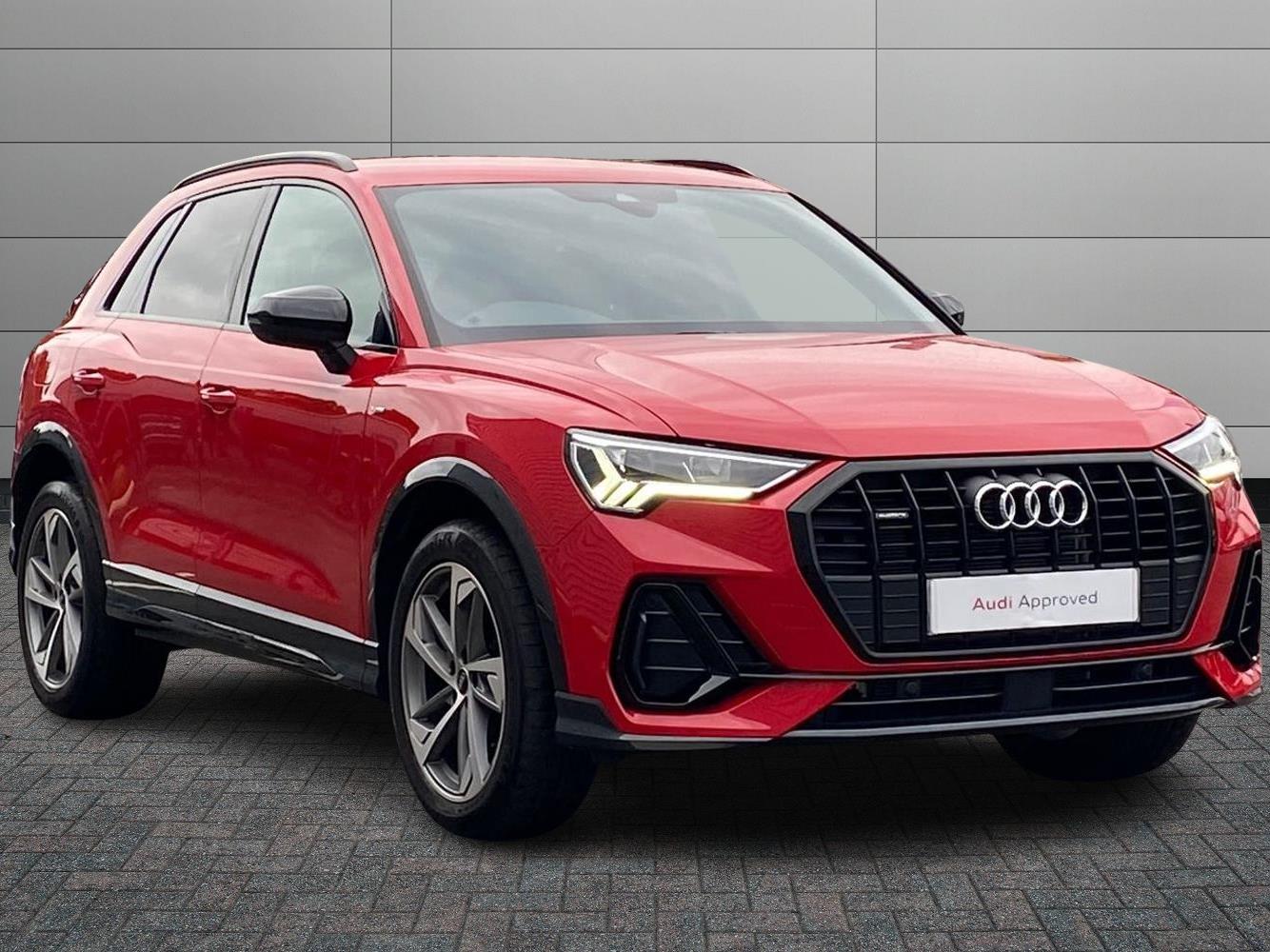 Main listing image - Audi Q3