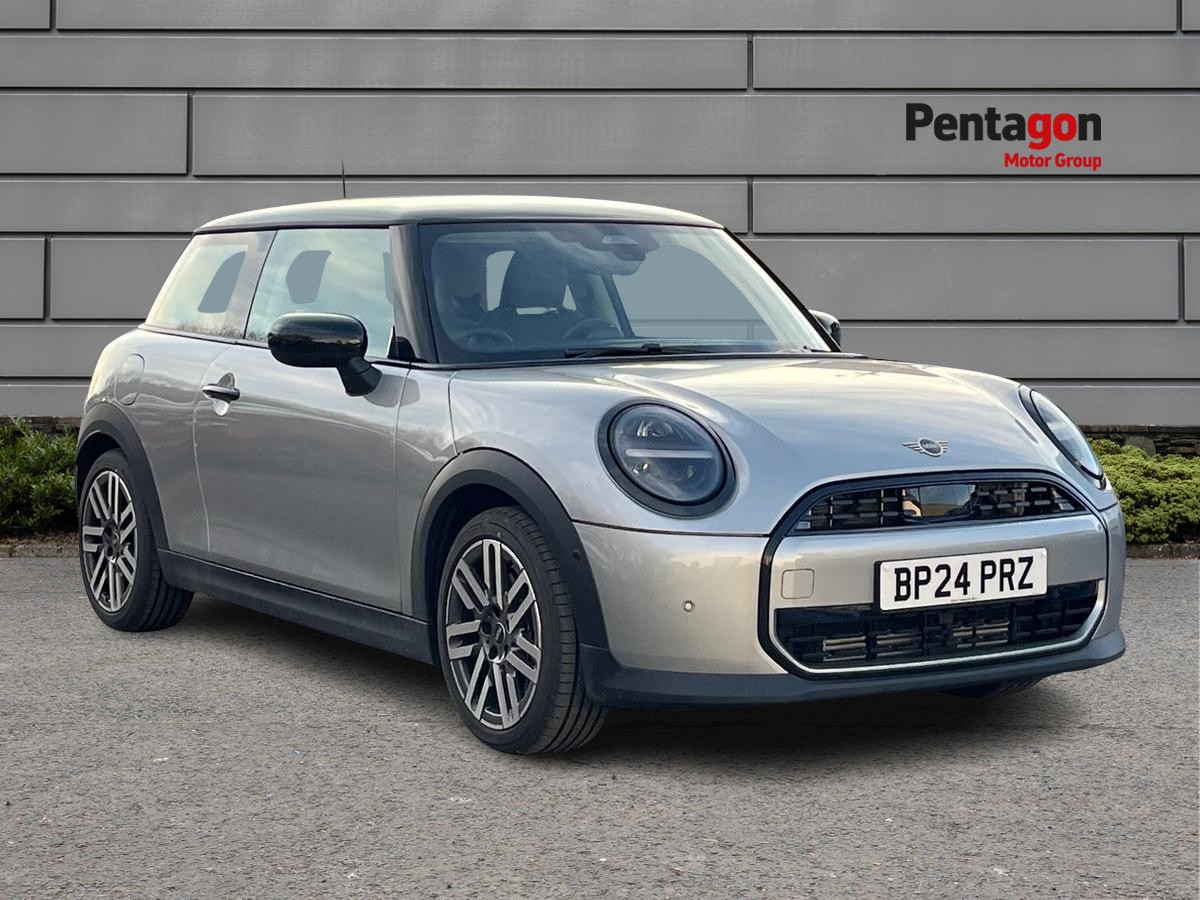 Main listing image - MINI Hatchback