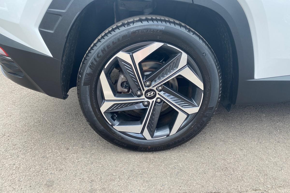 Main listing image - Hyundai Tucson