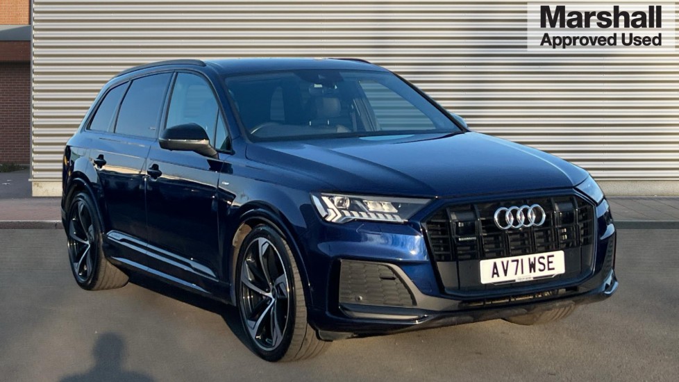 Main listing image - Audi Q7