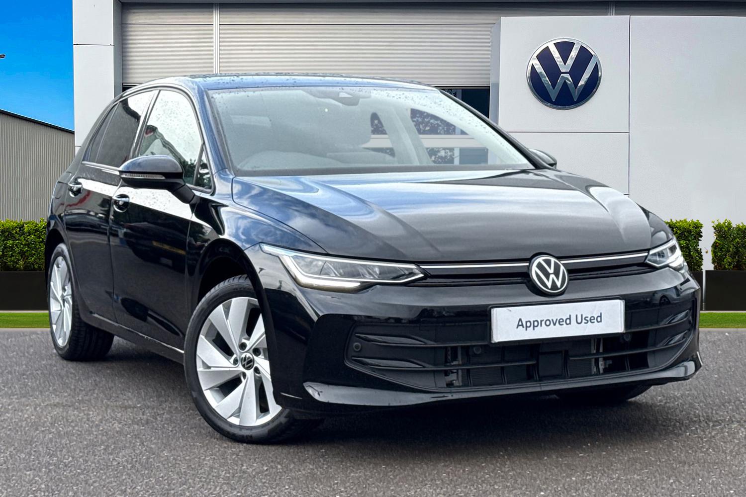 Main listing image - Volkswagen Golf
