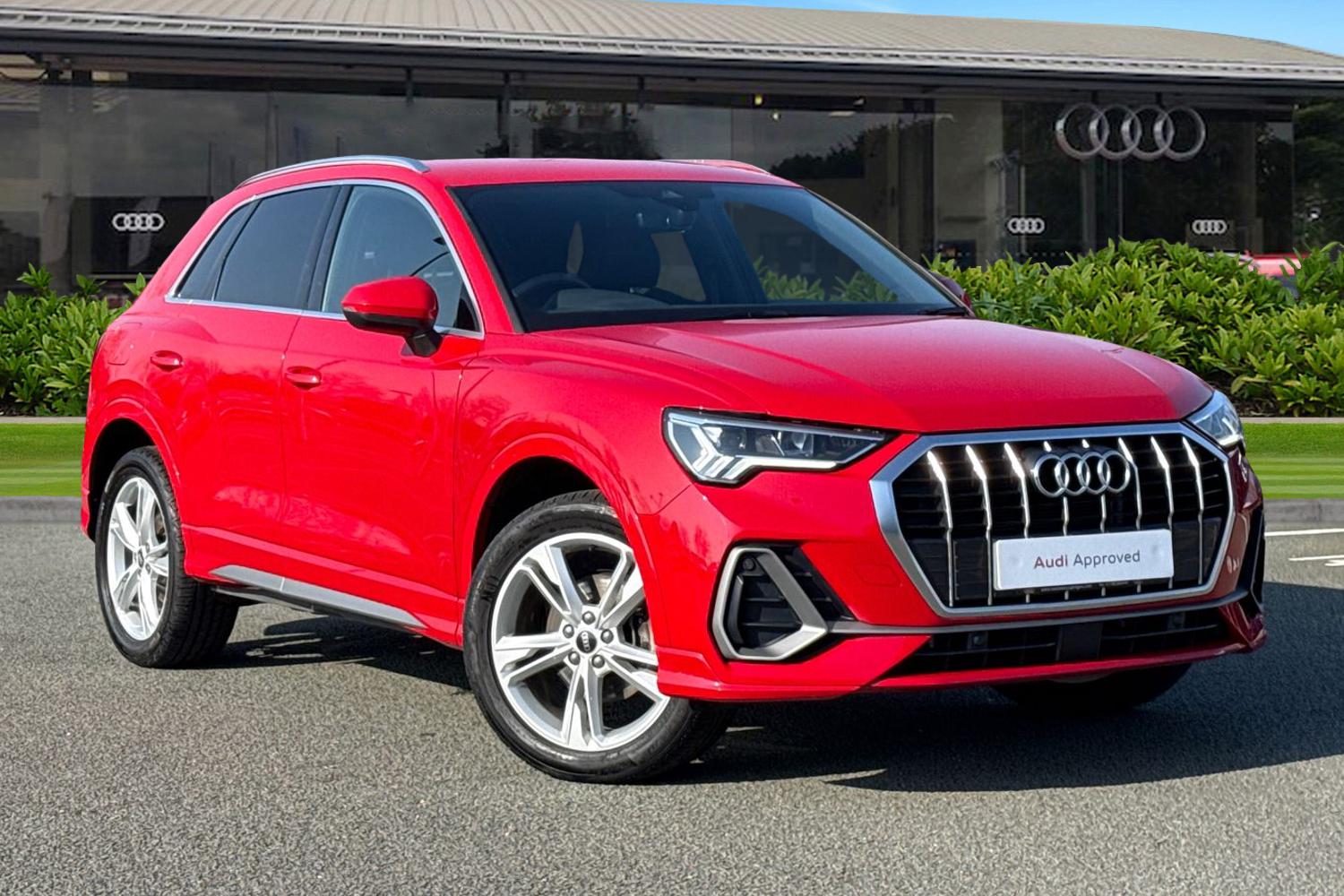 Main listing image - Audi Q3