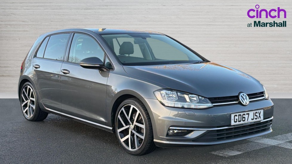 Main listing image - Volkswagen Golf