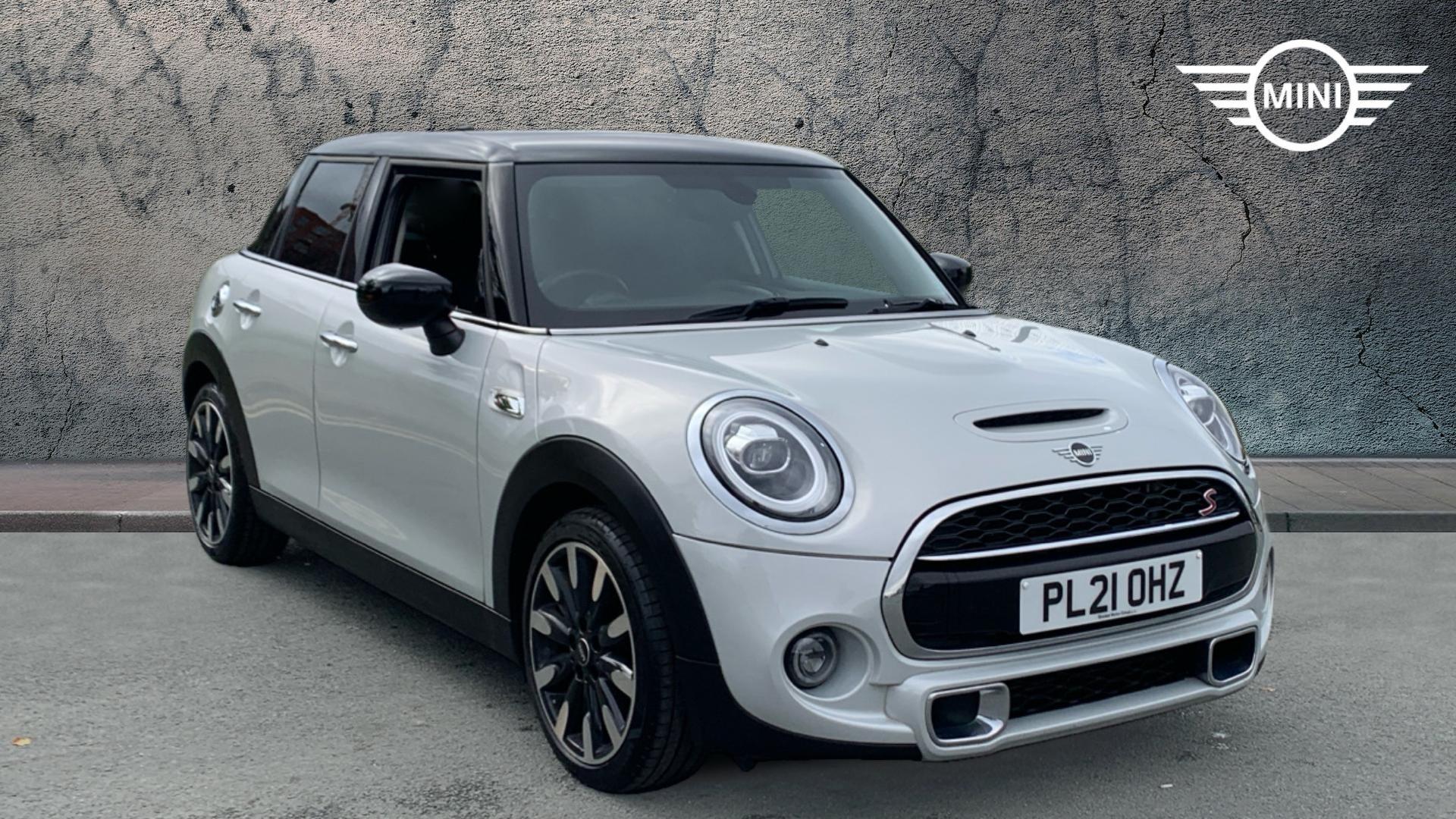 Main listing image - MINI Hatchback 5dr