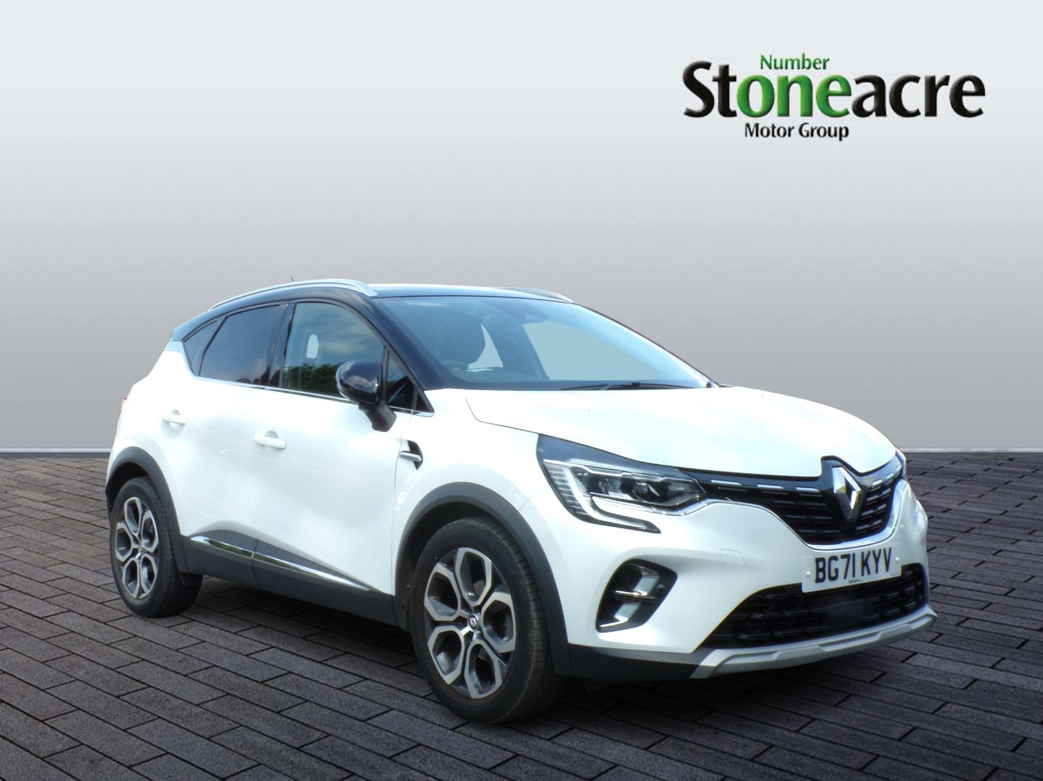 Main listing image - Renault Captur
