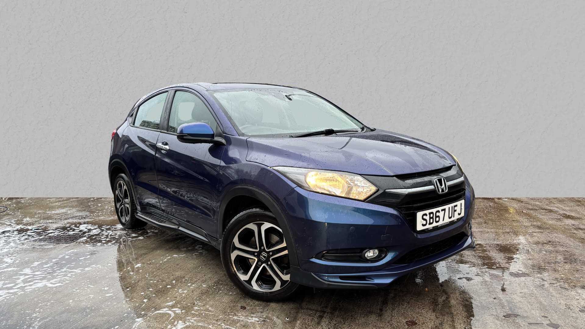 Main listing image - Honda HR-V