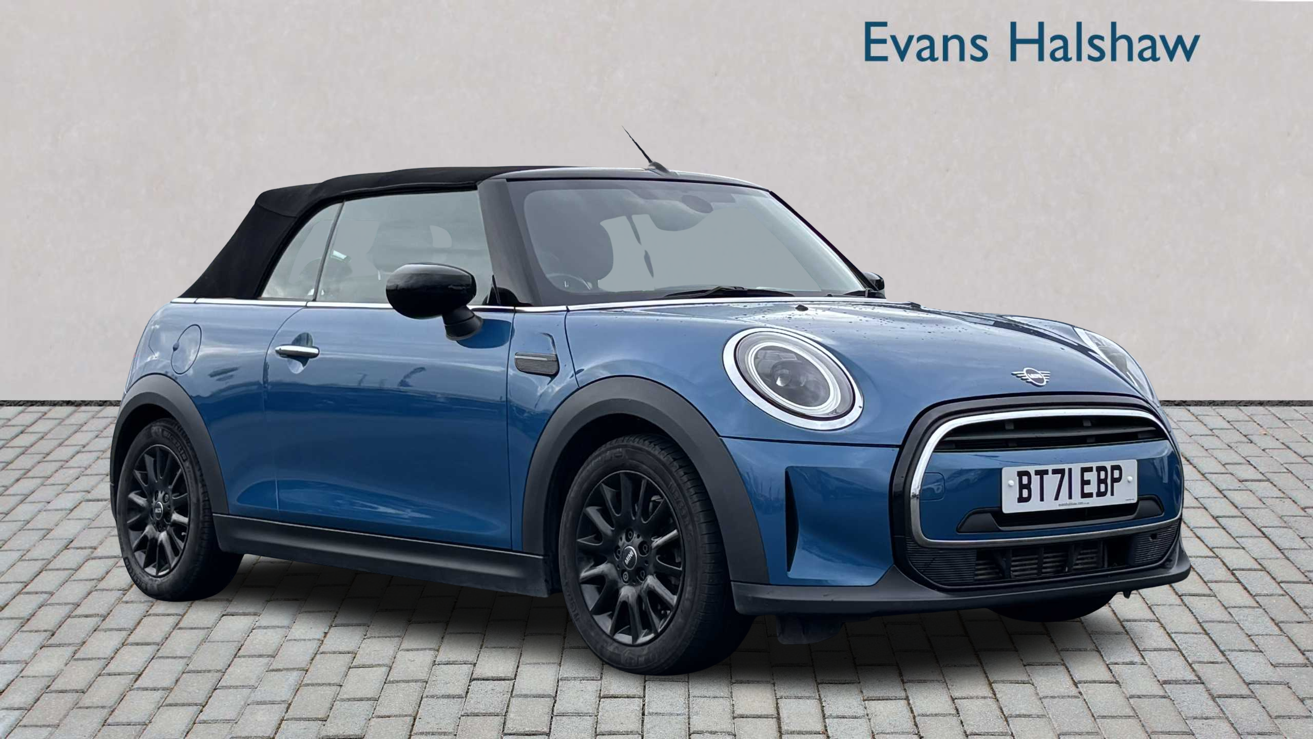Main listing image - MINI Convertible