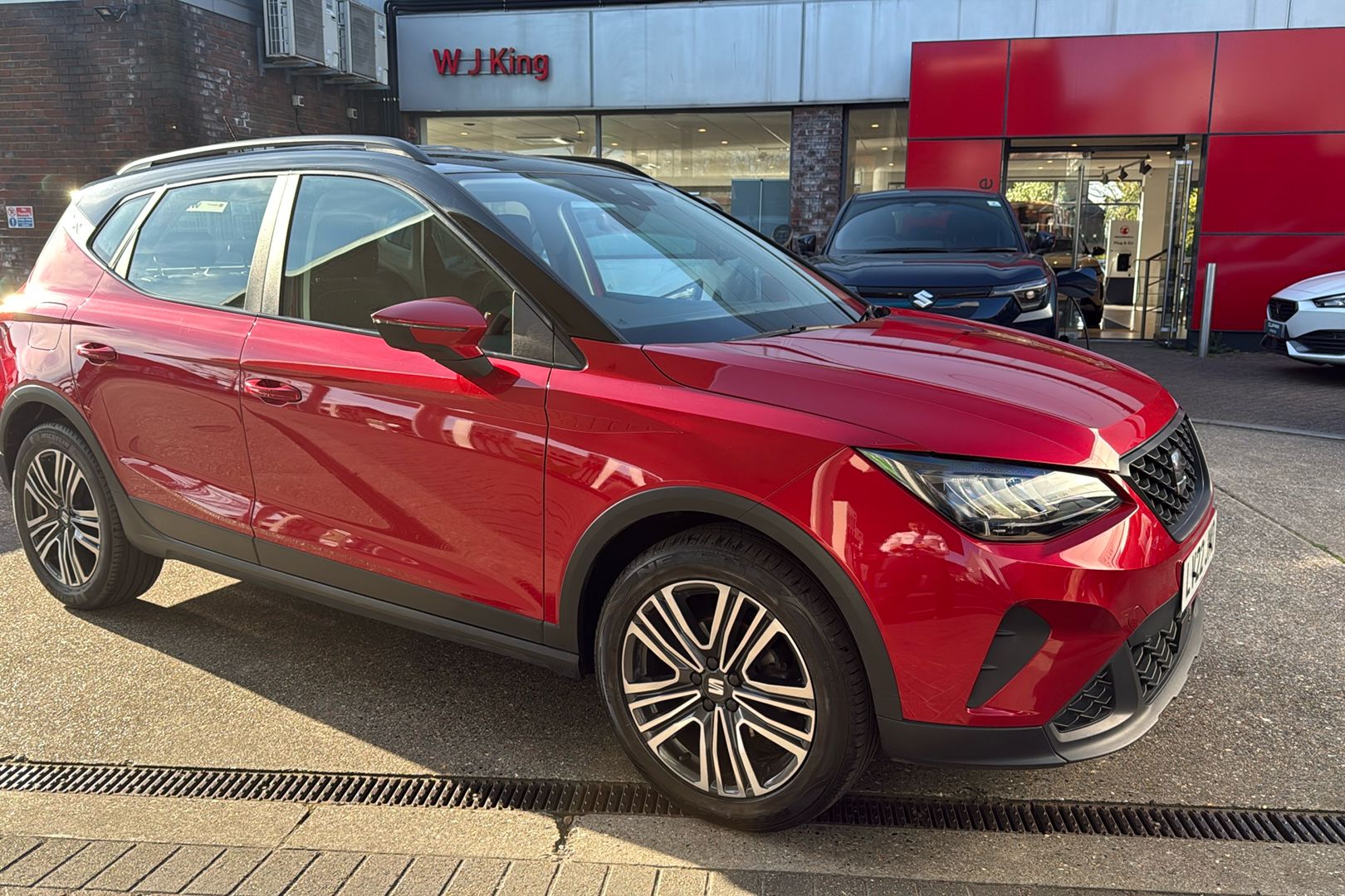 Main listing image - SEAT Arona