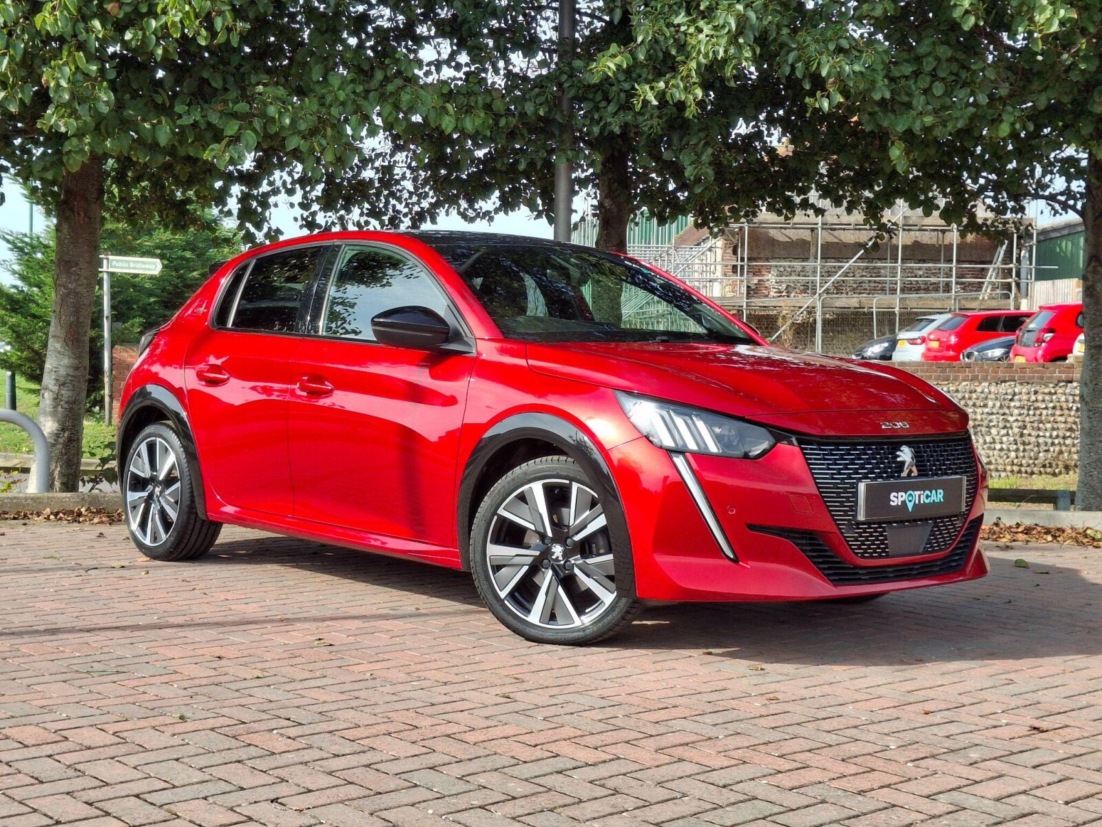 Main listing image - Peugeot 208