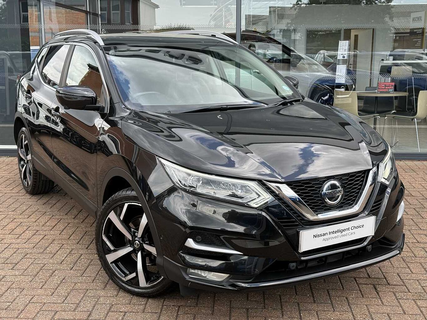 Main listing image - Nissan Qashqai