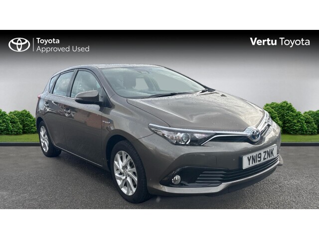 Main listing image - Toyota Auris