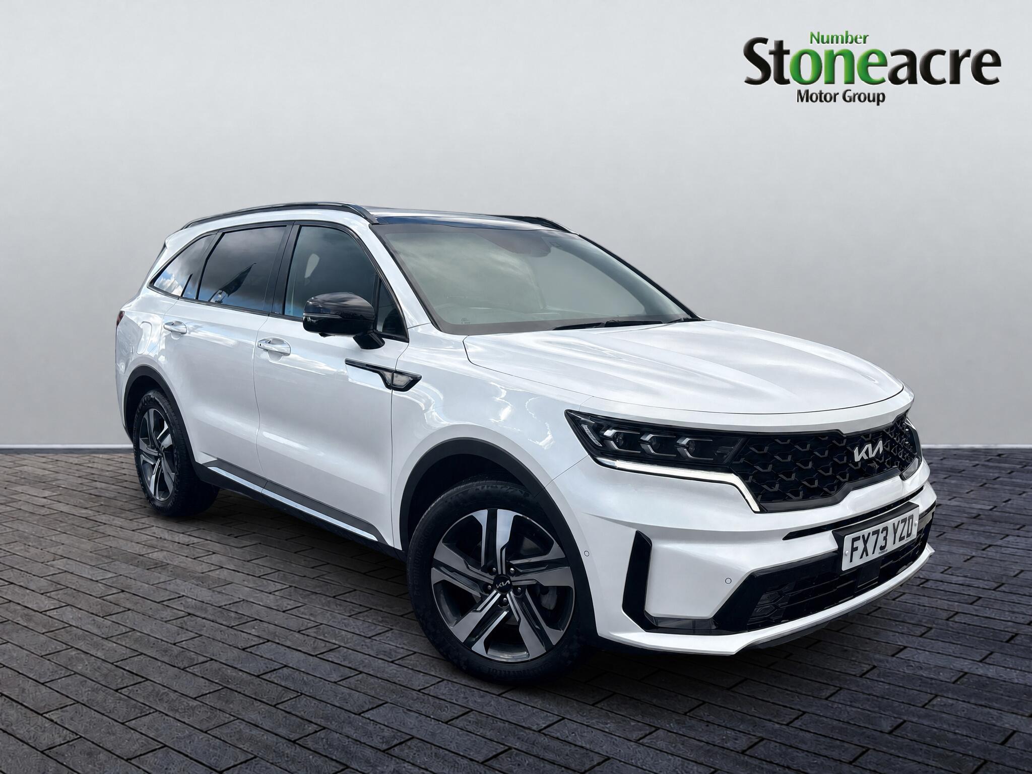Main listing image - Kia Sorento