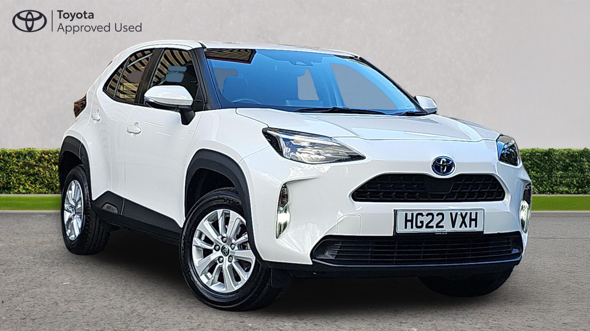 Main listing image - Toyota Yaris Cross