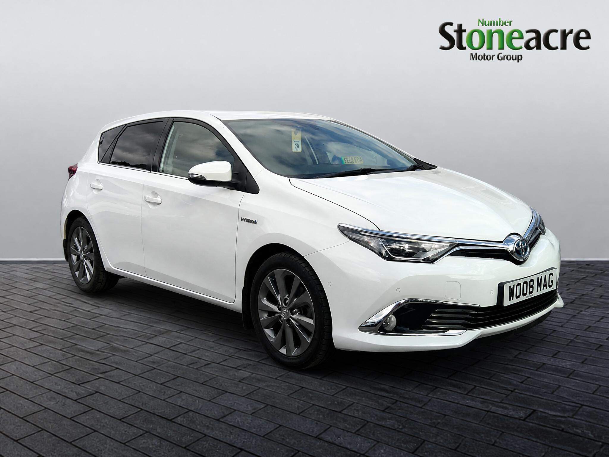Main listing image - Toyota Auris