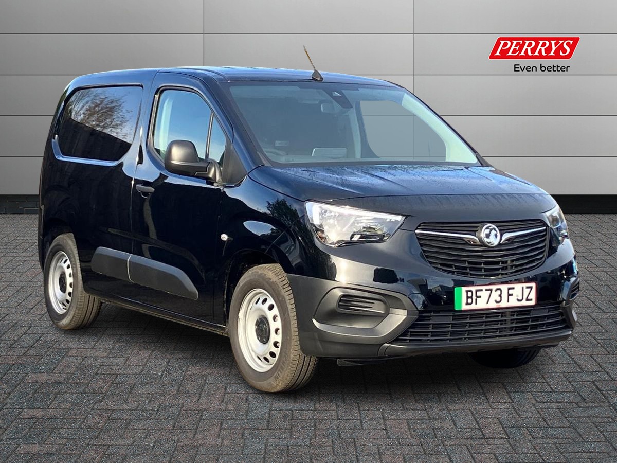 Main listing image - Vauxhall Combo Cargo-e