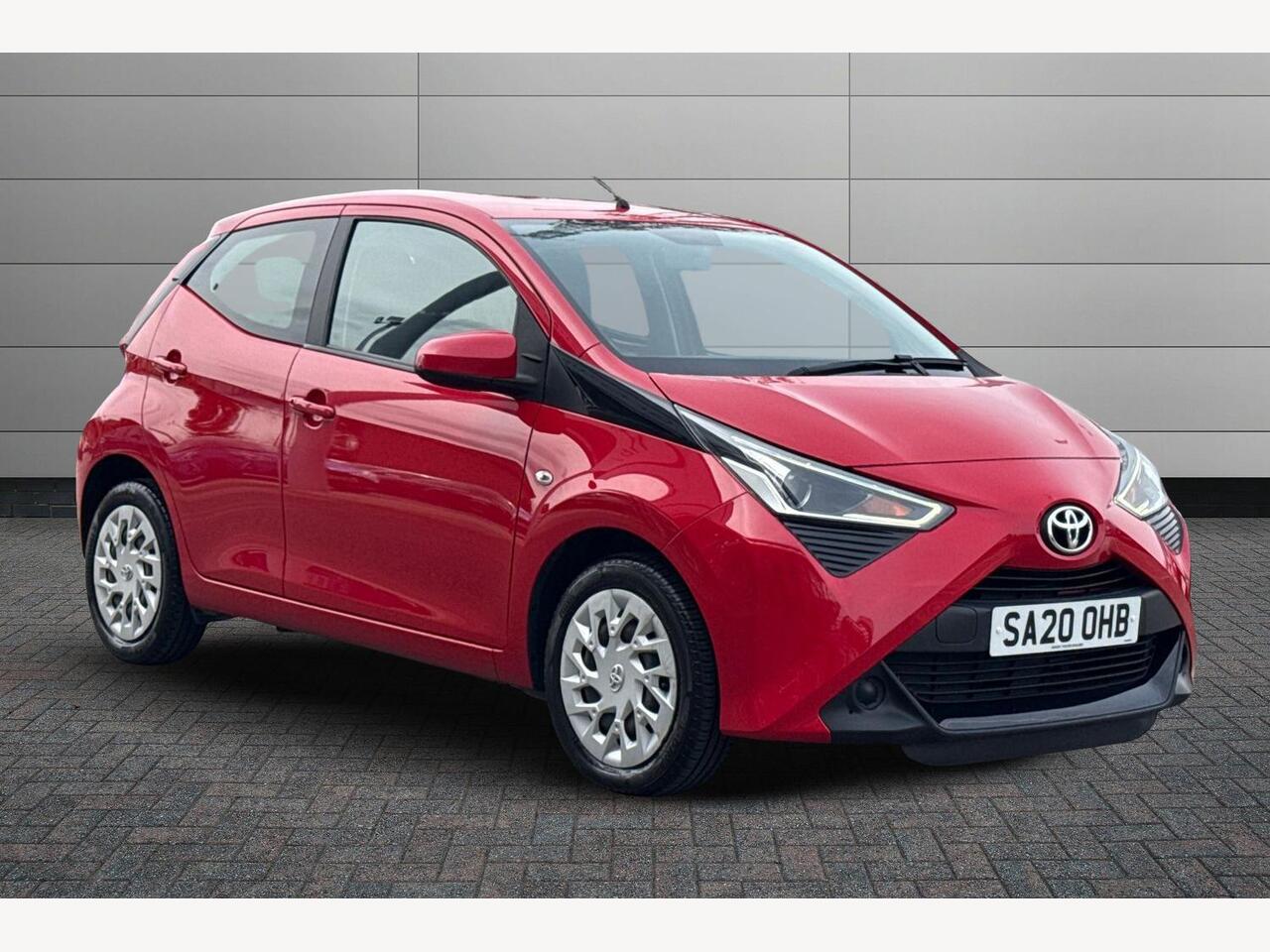 Main listing image - Toyota Aygo