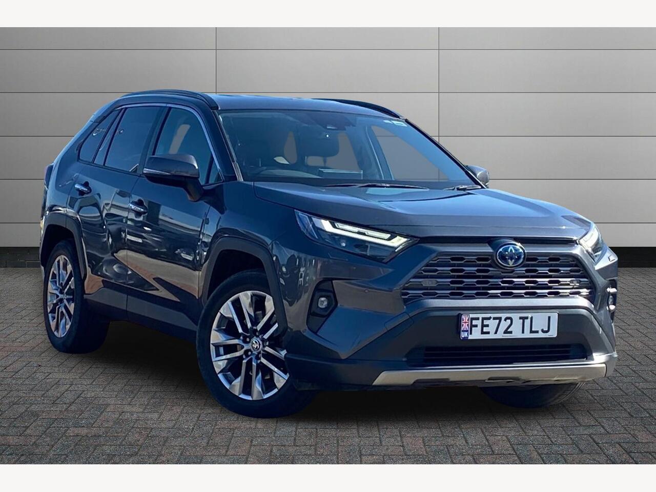 Main listing image - Toyota RAV4