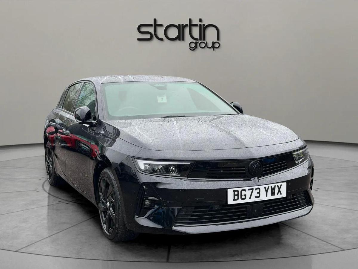 Main listing image - Vauxhall Astra