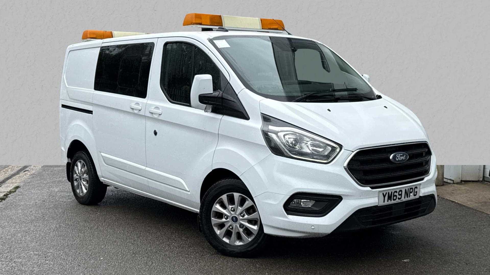 Main listing image - Ford Transit Custom