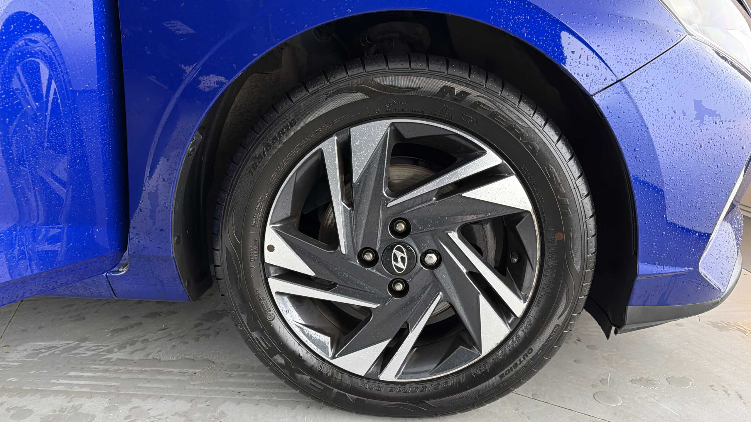 Main listing image - Hyundai i20