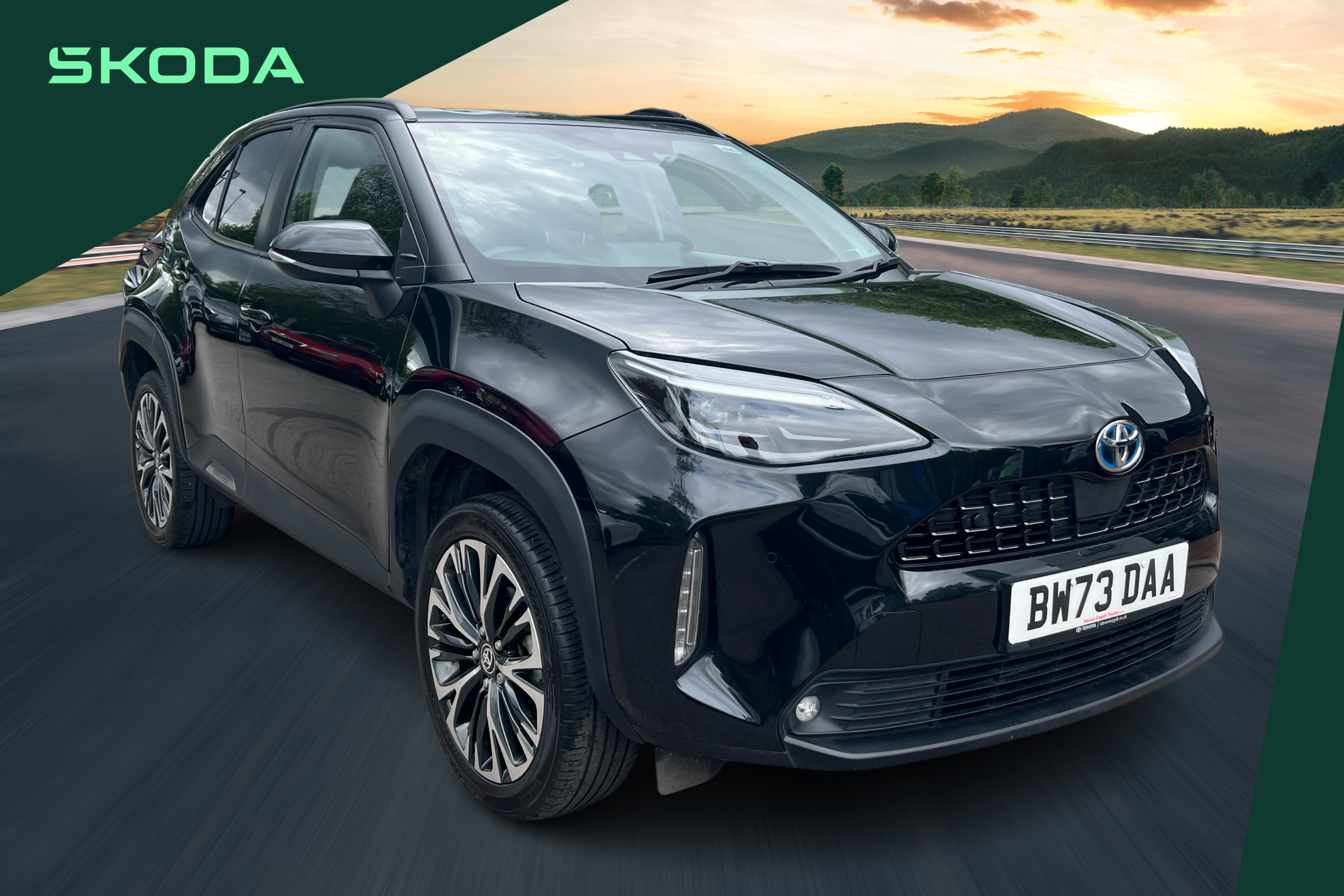 Main listing image - Toyota Yaris Cross